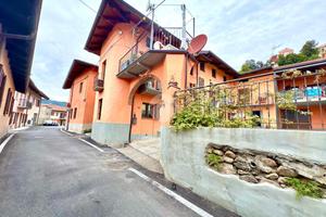 CASA DI CORTE A REANO