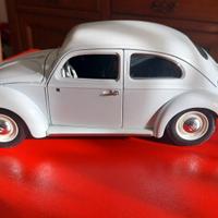 Maggiolino Burago 1/18