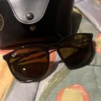 Occhiali siluette in titanio e un ray ban