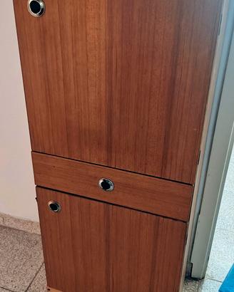 armadietto con cassetto alto 1,5 metti