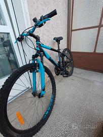 Mountain Bike B'Twin 