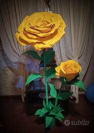 rosa gigante con bocciolo colore giallo