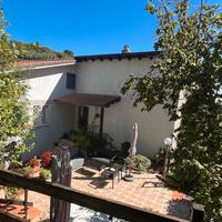 Villa adiacente via dei laghi