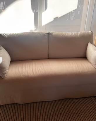 Divano Ikea - HYLTARP