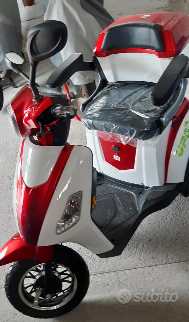 Ruote Bmw Elettrica Moto Scooter Elettrico Tre Ruote Ufo Moto E