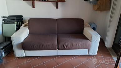 Divano letto matrimoniale
