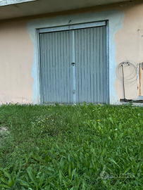 Casa indipendente con terreno