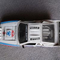 modellino lancia rally 037 . 1/25