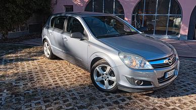 Opel astra 1.6 benzina-gpl con motore NUOVO