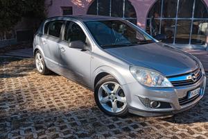 Opel astra 1.6 benzina-gpl con motore NUOVO