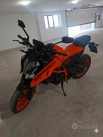 KTM Duke 390 2024