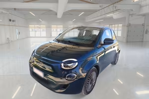 FIAT 500E ELETTRICA ICON 3+1 58 CV 4 PORTE BERLINA