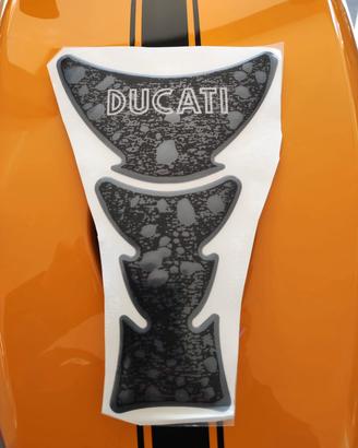 Paraserbatoio per Ducati Sport  Classic