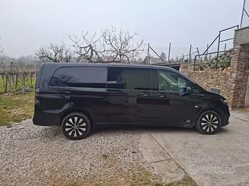 Mercedes Vito 9 Posti EXTRA LONG (2025) - 

