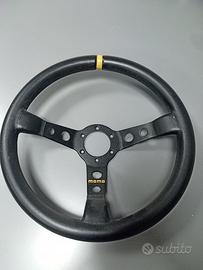 Volante sportivo Momo 3 razze pelle nera – racing