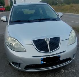 Lancia Y