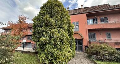 Immobile in asta di 147 m² con 3 locali e box auto
