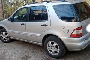 Mercedes Benz ML 270  NON MARCIANTE