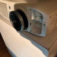 Panasonic PT-AH1000E