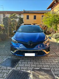 Renault Clio E-Tech full hybrid 145 cv