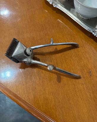 Tosatrice manuale vintage  primi ‘900