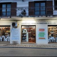 Attività commerciale di profumeria