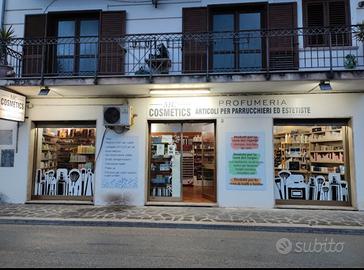 Attività commerciale di profumeria