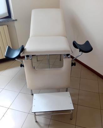 Lettino ginecologico professionale regolabile