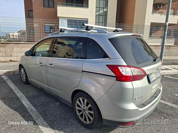 Ford Cmax 7 posti