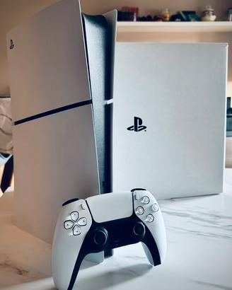 PS5 Disc E Chassis 20 Mesi Gar.IT Acc. Incl. Nuova
