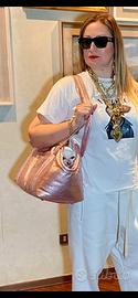 la borsa trasportino per il chihuahua colore rosa 
