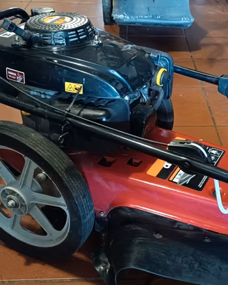 Decespugliatore a ruote a motore Attila AX 5616 F