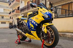 Honda cbr 1000 RR fireblade livrea camel