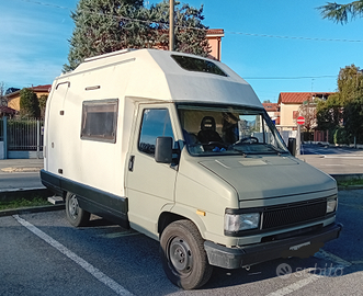 Semintegrale monoscocca 2.5 td compatto