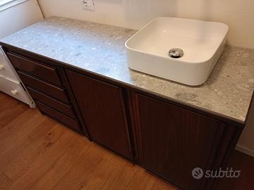 Mobile bagno + lavabo da appoggio 