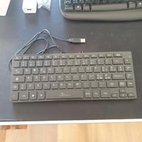 tastiera USB ultra compatta
