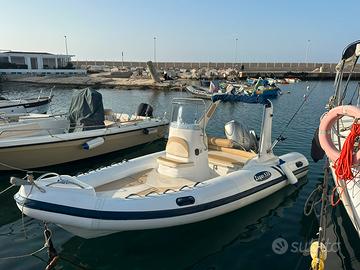 Gommone legar 5.30 motore honda 4t cv 75