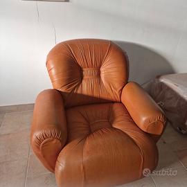 Poltrona e pouf Vintage