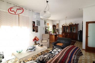 Appartamento di 149 m² con 4 locali e box auto dop