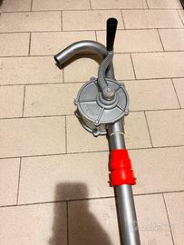 Pompa manuale