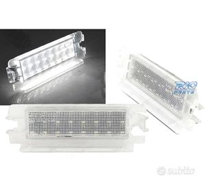 LUCI TARGA A LED RENAULT CLIO II 01-04 DACIA LOGAN