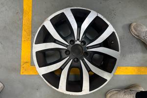 Cerchio mercedes classe A B CLA RAGGIO 18