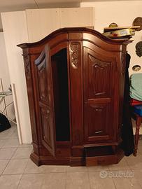 Armadio due ante noce arte povera con intarsi