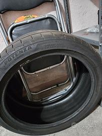 gomme estive 225/40 R18.