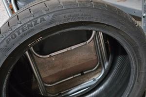 gomme estive 225/40 R18.
