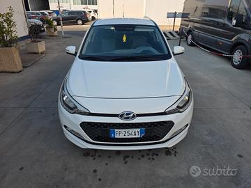 Hyundai i20 1.2 5 porte Tech