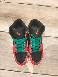 Nike Air Jordan 1 Mid SE "Christmas"