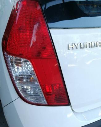Fanale posteriore sinistro HYUNDAI I10 del 2010