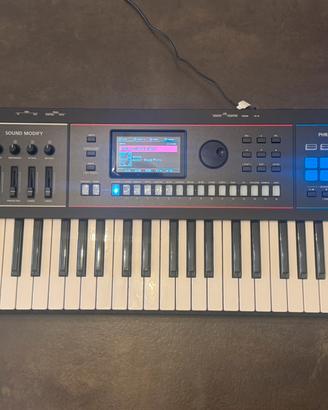 Roland Juno d7