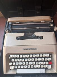 Macchina da scrivere